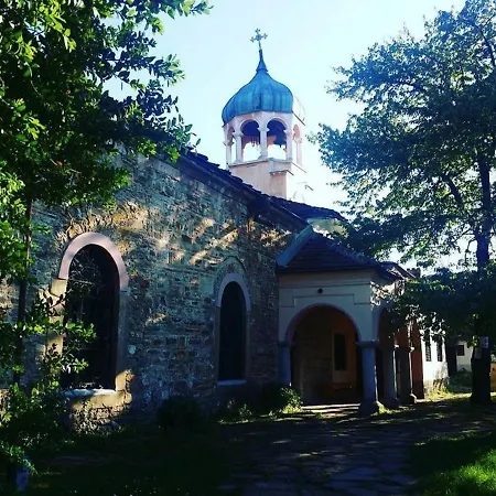 The Tinkov House In Къща за гости 2*