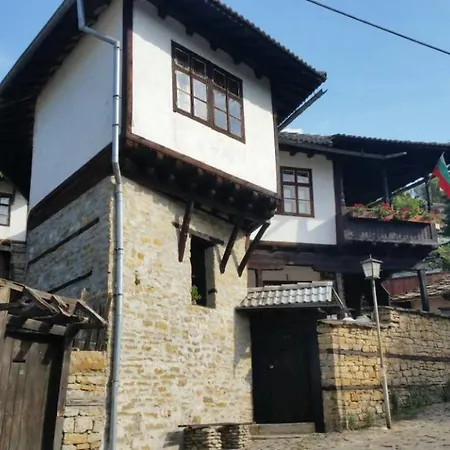 The Tinkov House In 招待所 2*
